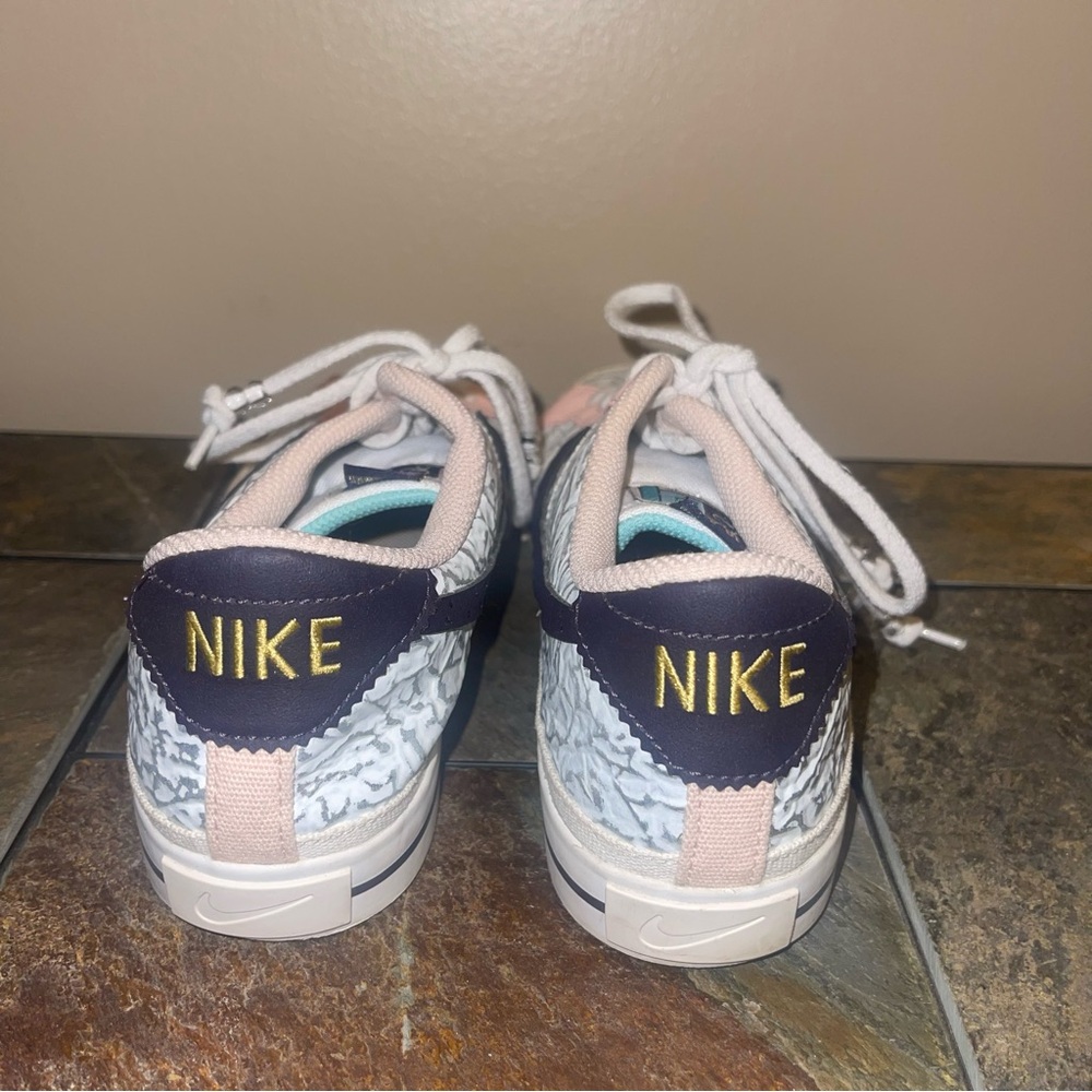 Nike Women's Court Legacy Shoes in Pink and White - Picture 4 of 6